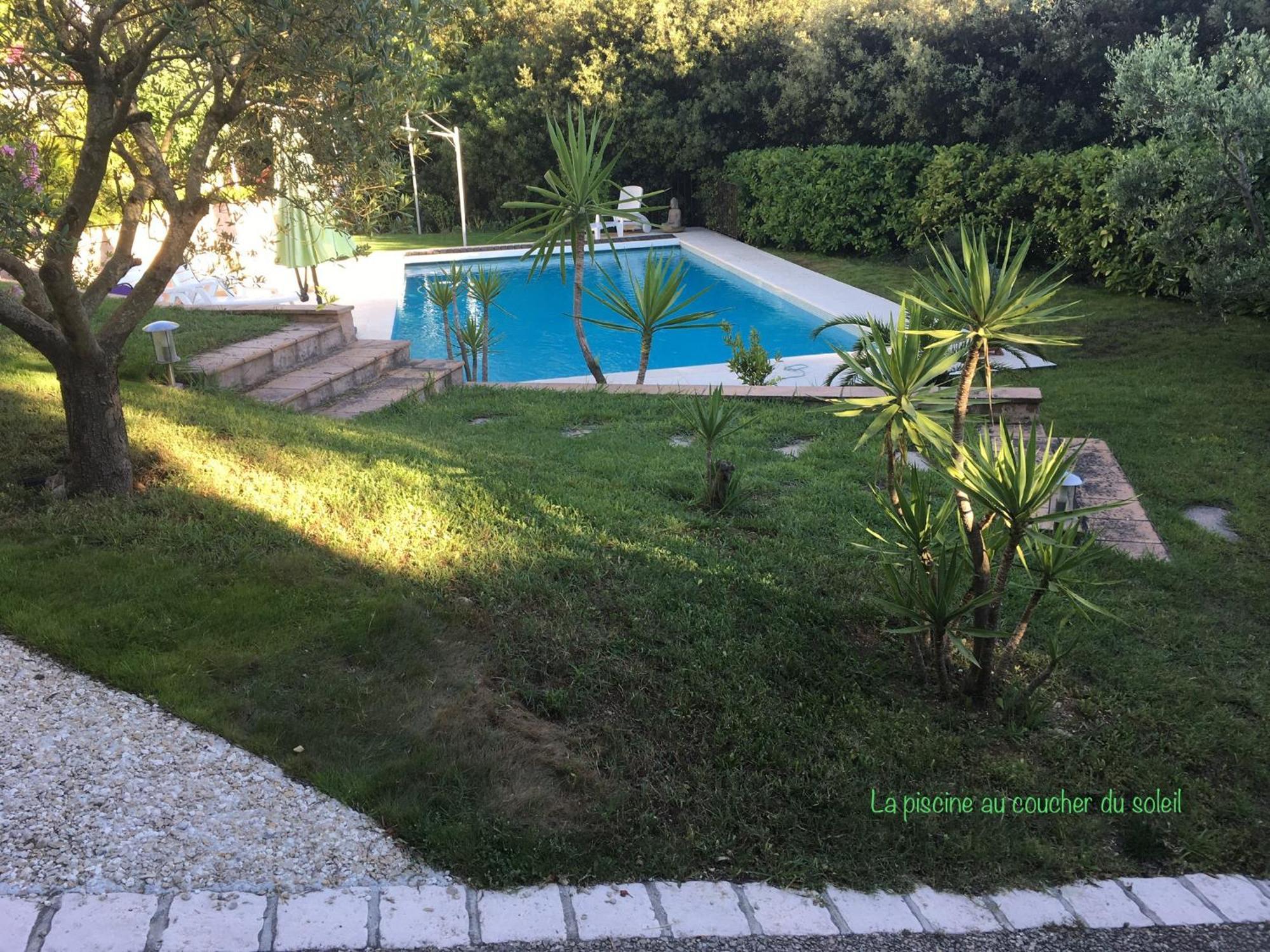 Studio Chez Charles Et Marie, Independant De La Maison, Acces Piscine, Tres Calme, Roquefort-les-Pins Esterno foto
